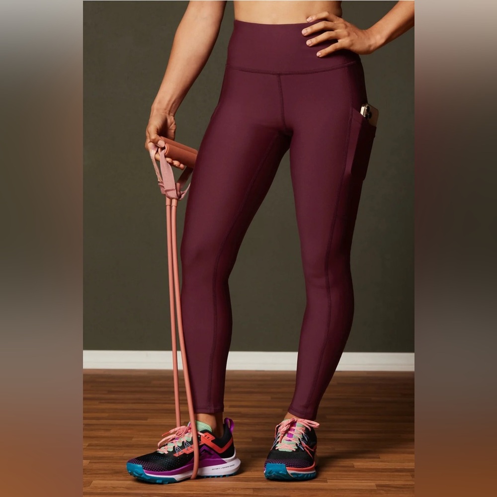 Fabletics Merlot mesh side leggings size S